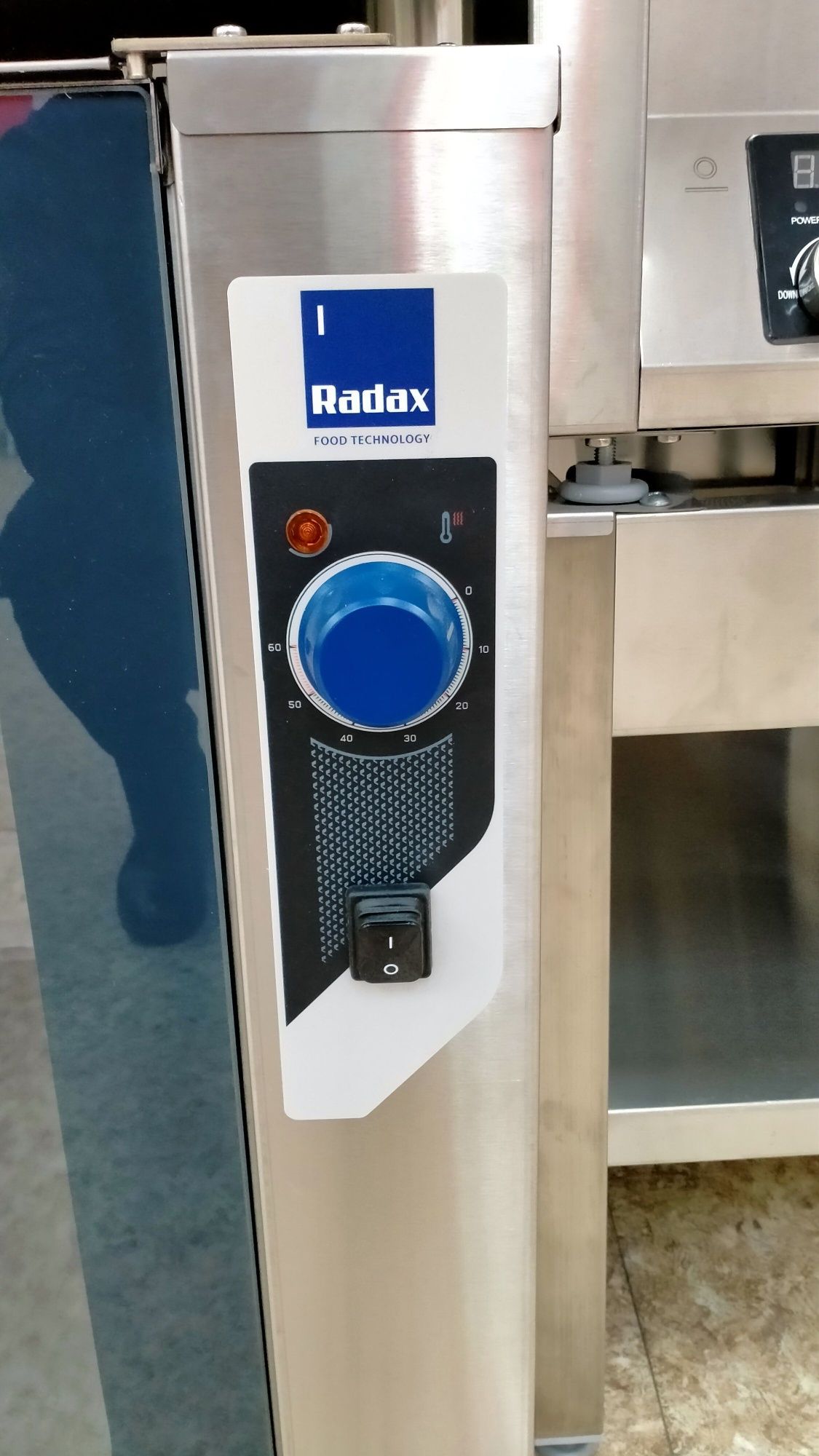 Расстоечный шкаф RADAX PS812M