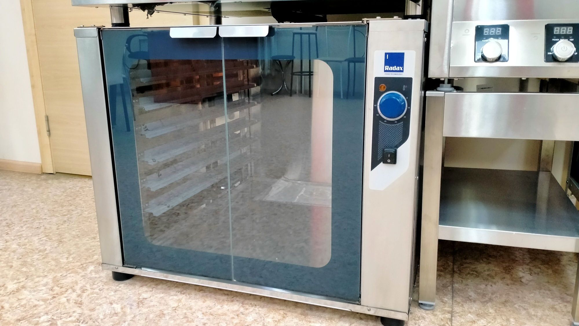 Расстоечный шкаф RADAX PS812M